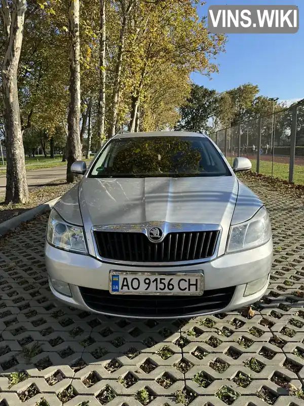 Универсал Skoda Octavia 2012 1.6 л. Ручная / Механика обл. Закарпатская, Мукачево - Фото 1/17