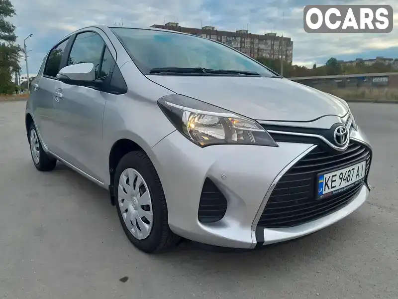 Хетчбек Toyota Yaris 2015 1.33 л. Варіатор обл. Дніпропетровська, Дніпро (Дніпропетровськ) - Фото 1/21