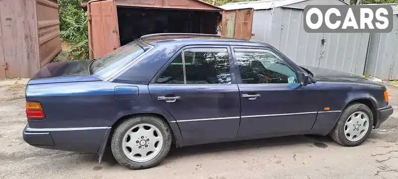 WDB1241251B998604 Mercedes-Benz E-Class 1993 Седан 2.5 л. Фото 2