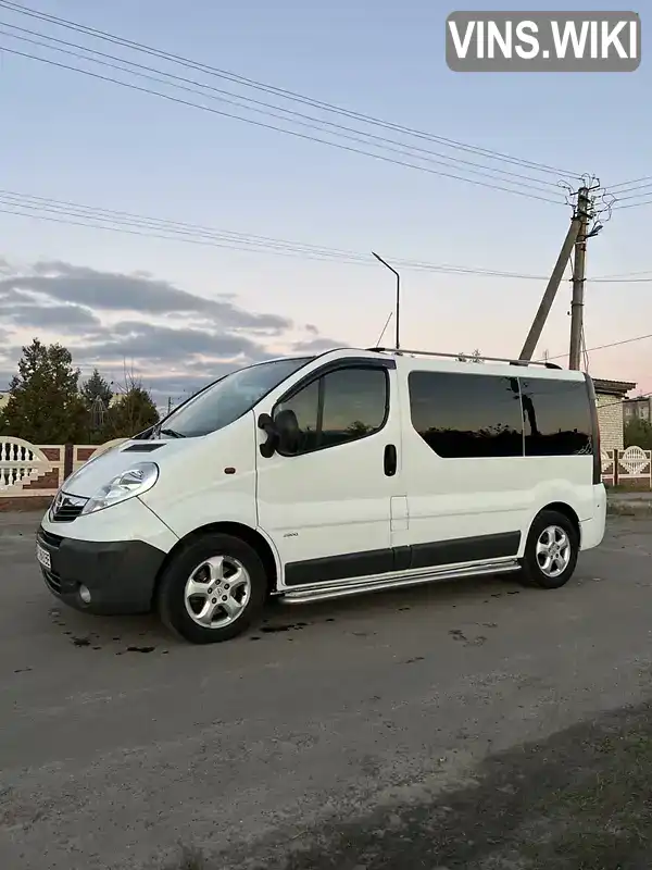 W0LF7BJAH8V601302 Opel Vivaro 2007 Минивэн 2.5 л. Фото 4