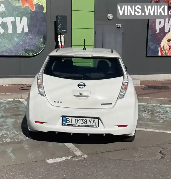 1N4BZ0CP6HC304912 Nissan Leaf 2017 Хетчбек  Фото 2