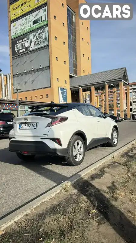 Внедорожник / Кроссовер Toyota C-HR 2017 1.2 л. Автомат обл. Днепропетровская, Днепр (Днепропетровск) - Фото 1/19