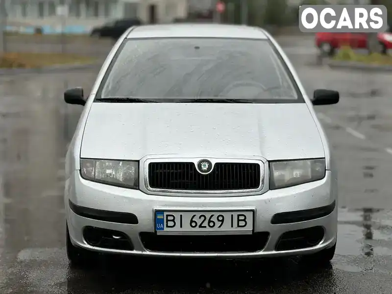 Седан Skoda Fabia 2006 1.2 л. Ручна / Механіка обл. Сумська, Охтирка - Фото 1/16