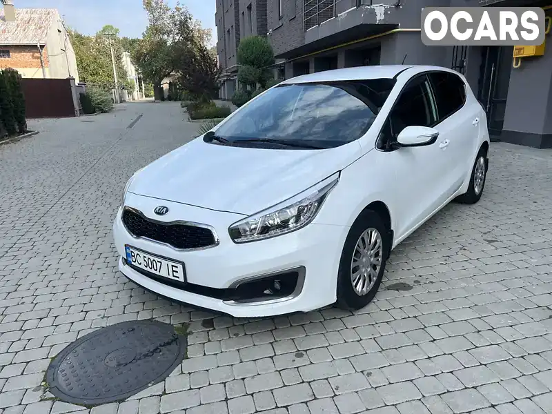 Хетчбек Kia Ceed 2016 1.58 л. Ручна / Механіка обл. Львівська, Львів - Фото 1/21