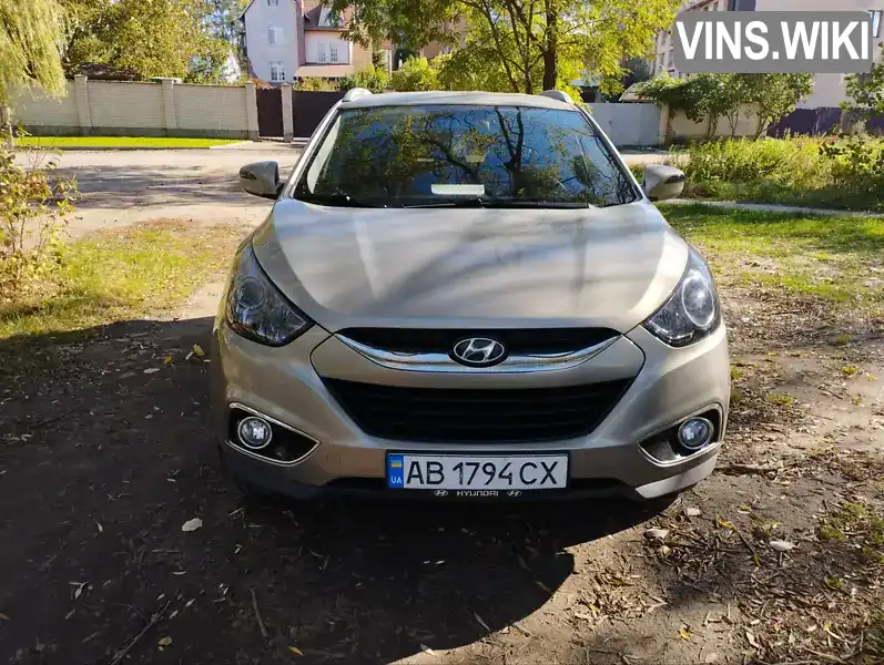 Внедорожник / Кроссовер Hyundai ix35 2010 2 л. Автомат обл. Винницкая, Винница - Фото 1/17