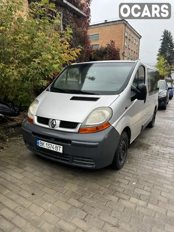 Минивэн Renault Trafic 2006 2.46 л. Ручная / Механика обл. Ровенская, Ровно - Фото 1/19