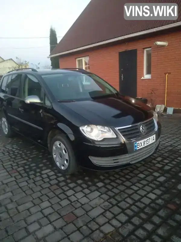 Мінівен Volkswagen Touran 2010 1.4 л. Ручна / Механіка обл. Хмельницька, Хмельницький - Фото 1/14