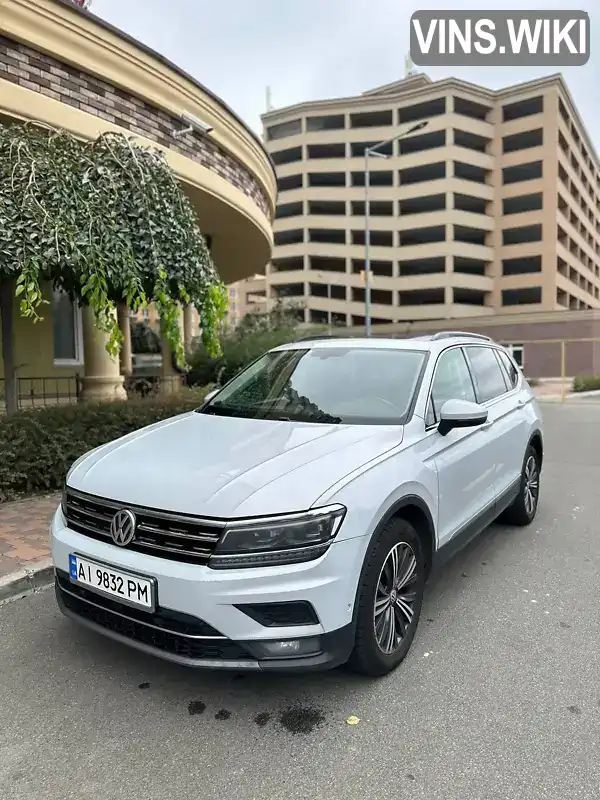 Внедорожник / Кроссовер Volkswagen Tiguan 2018 1.98 л. Автомат обл. Киевская, Софиевская Борщаговка - Фото 1/21