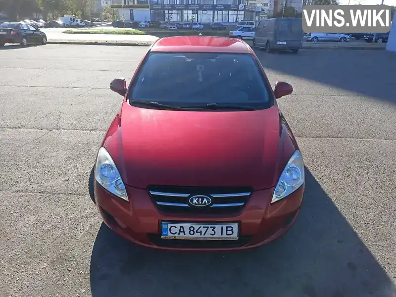 Хэтчбек Kia Ceed 2008 1.4 л. Ручная / Механика обл. Черкасская, Черкассы - Фото 1/21