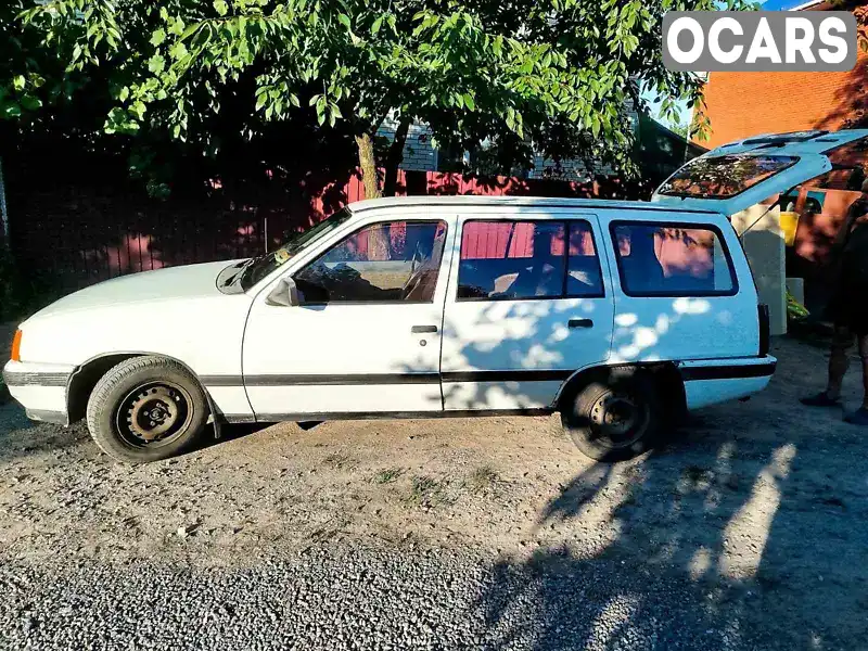 Універсал Opel Kadett 1988 1.3 л. Ручна / Механіка обл. Вінницька, Вінниця - Фото 1/13