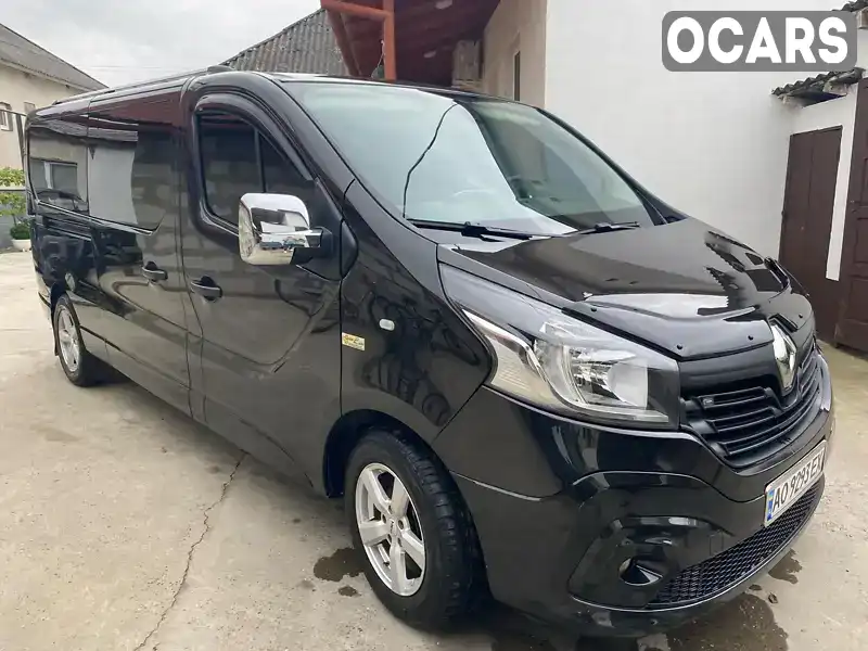 Мінівен Renault Trafic 2015 1.6 л. Ручна / Механіка обл. Закарпатська, Виноградів - Фото 1/6