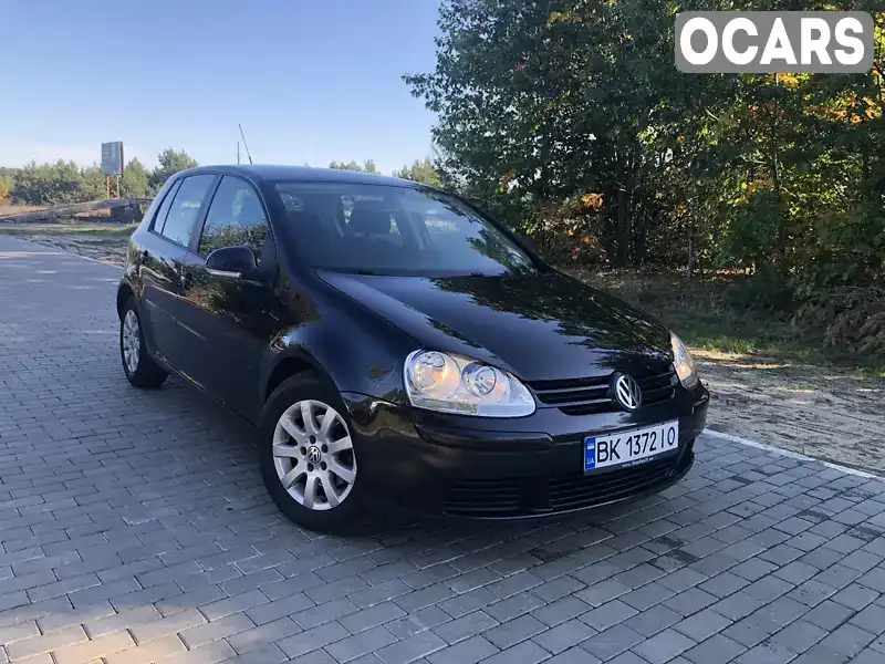 Хетчбек Volkswagen Golf 2006 1.6 л. Ручна / Механіка обл. Рівненська, Костопіль - Фото 1/19