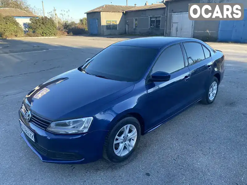 Седан Volkswagen Jetta 2014 2 л. Автомат обл. Житомирська, Бердичів - Фото 1/21