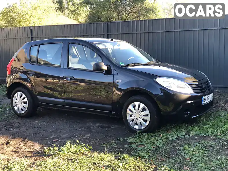 Хетчбек Dacia Sandero 2009 1.4 л. Ручна / Механіка обл. Київська, Біла Церква - Фото 1/12