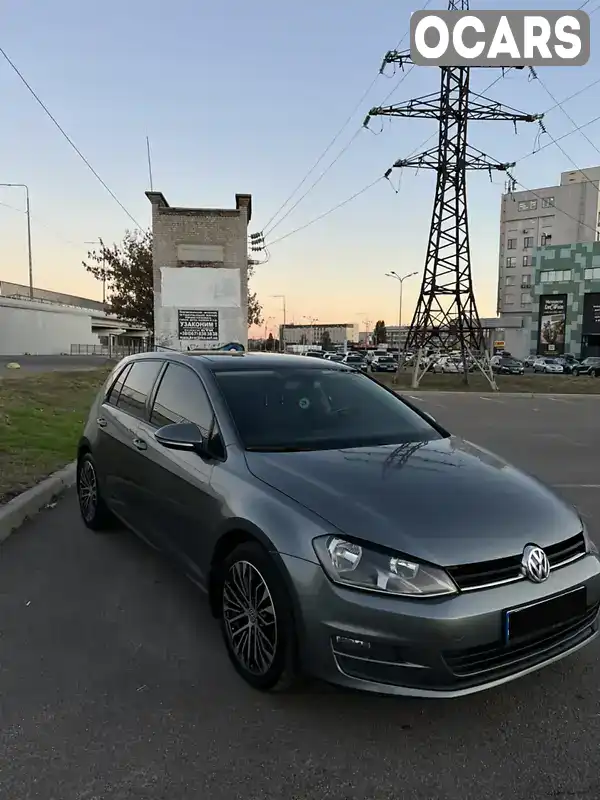 Хетчбек Volkswagen Golf 2014 1.97 л. Автомат обл. Київська, Київ - Фото 1/13