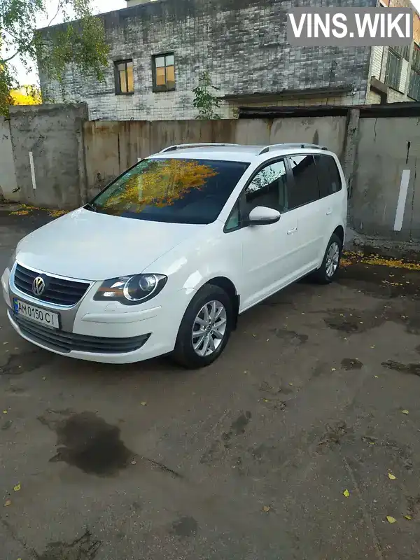 Мінівен Volkswagen Touran 2010 1.39 л. Автомат обл. Житомирська, Житомир - Фото 1/13