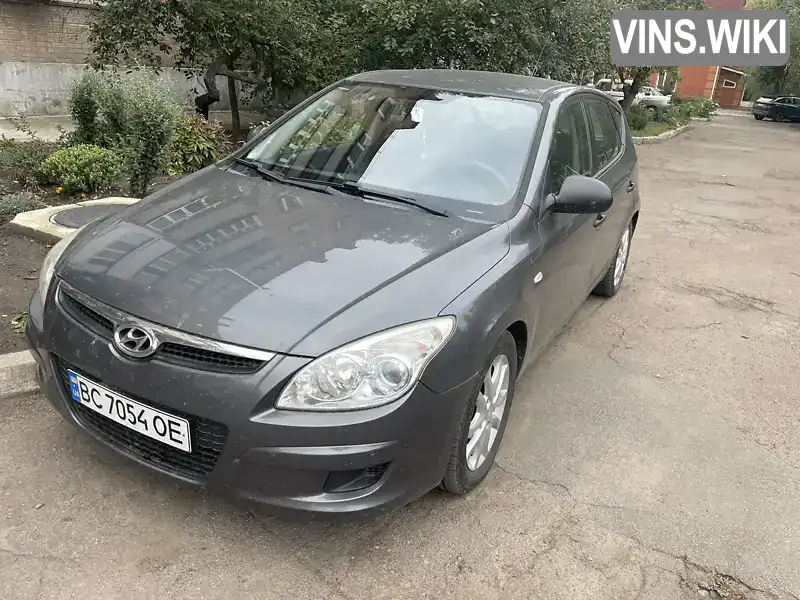 Хэтчбек Hyundai i30 2007 1.6 л. обл. Кировоградская, Малая Виска - Фото 1/9