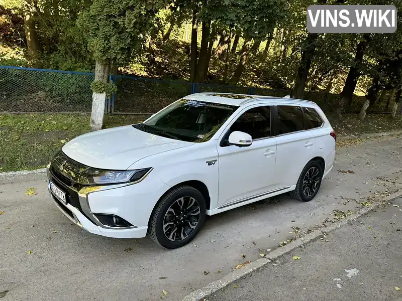 Позашляховик / Кросовер Mitsubishi Outlander 2018 2 л. Варіатор обл. Львівська, Львів - Фото 1/21