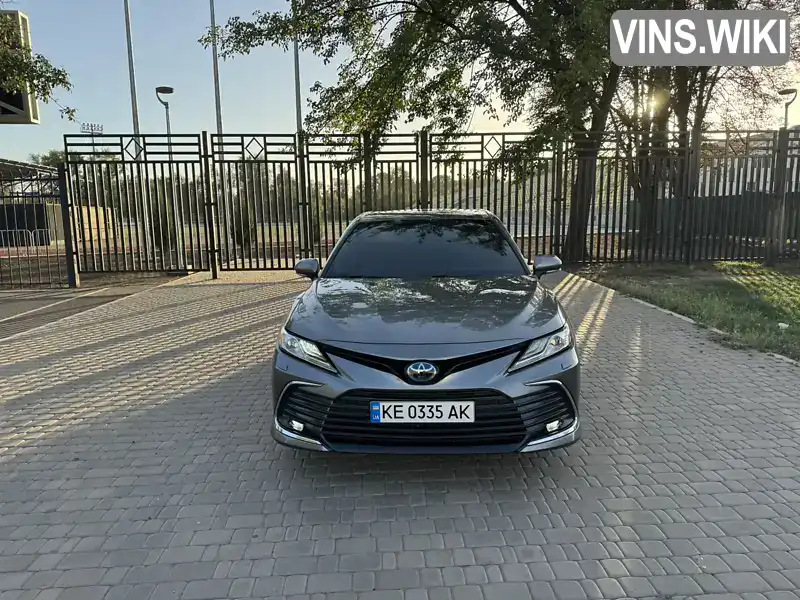 Седан Toyota Camry 2021 2.49 л. Вариатор обл. Полтавская, Полтава - Фото 1/21