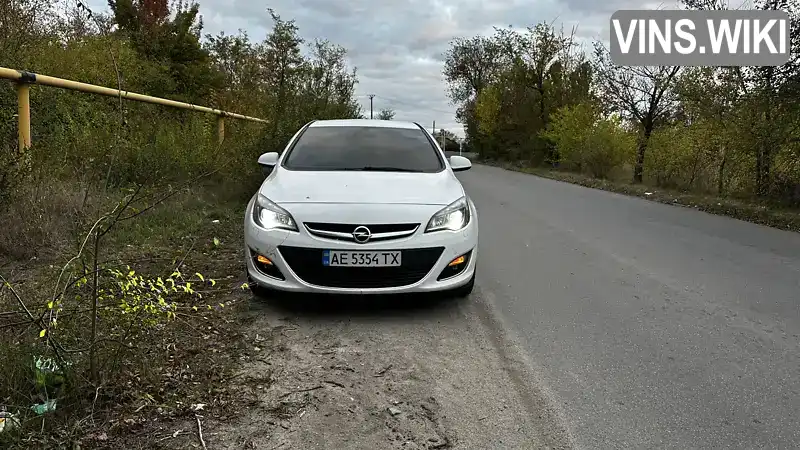 Седан Opel Astra 2015 1.6 л. Ручна / Механіка обл. Дніпропетровська, Павлоград - Фото 1/21