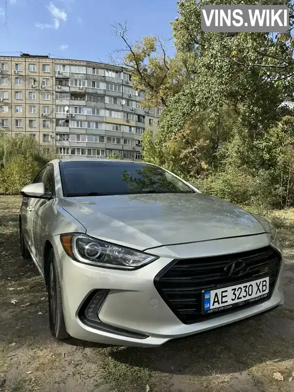 Седан Hyundai Elantra 2016 2 л. Автомат обл. Дніпропетровська, Дніпро (Дніпропетровськ) - Фото 1/17