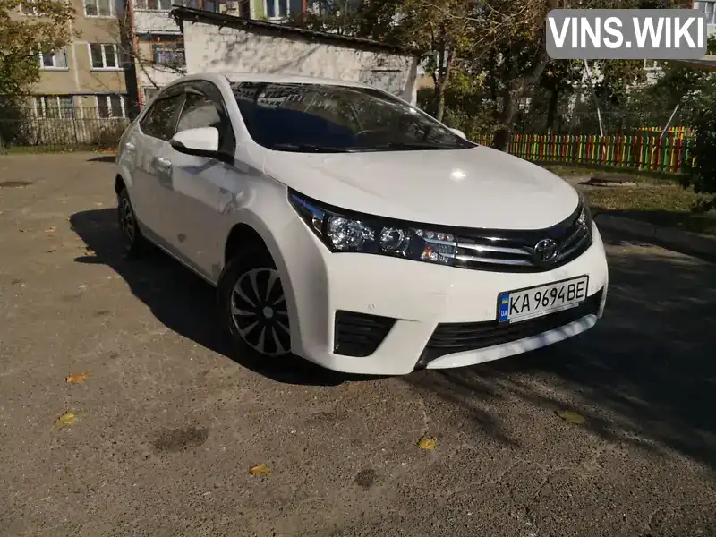 Седан Toyota Corolla 2016 1.33 л. Ручна / Механіка обл. Київська, Київ - Фото 1/21