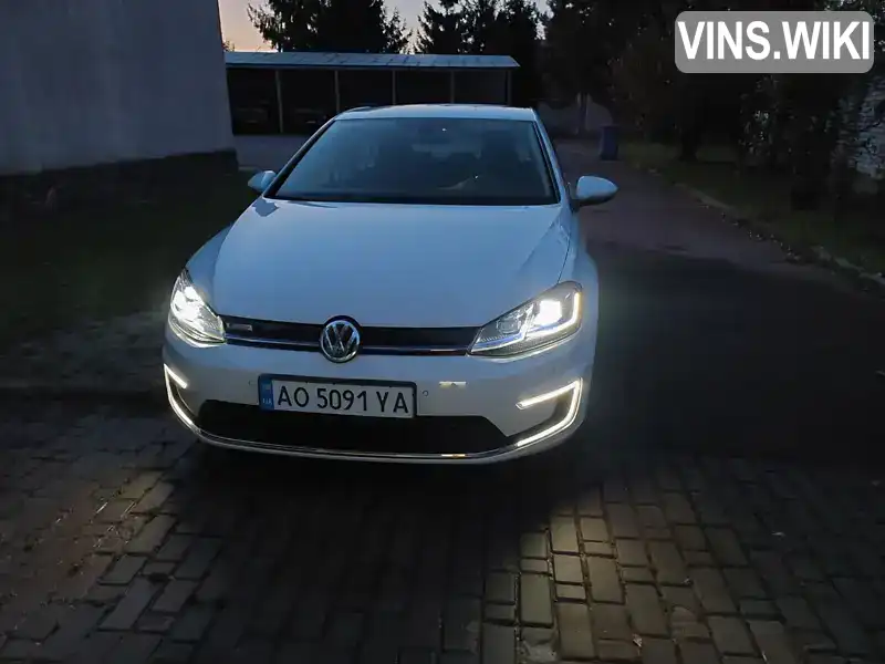 Хетчбек Volkswagen e-Golf 2018 null_content л. обл. Закарпатська, Мукачево - Фото 1/12