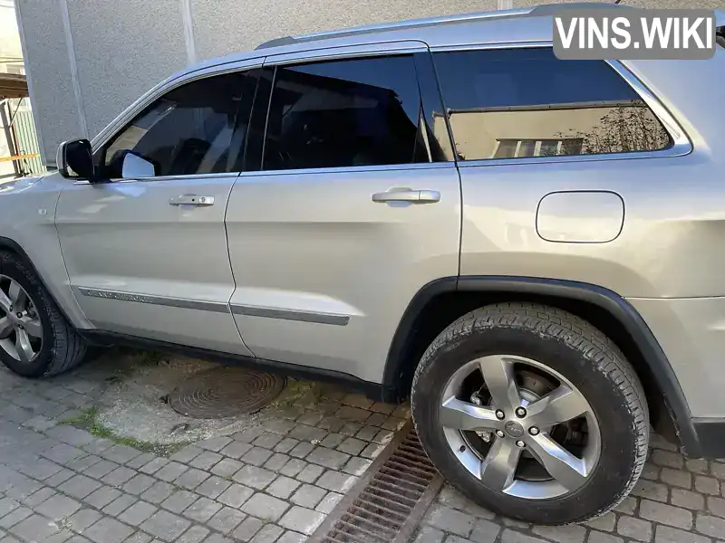 Внедорожник / Кроссовер Jeep Grand Cherokee 2011 2.99 л. Автомат обл. Ивано-Франковская, Ивано-Франковск - Фото 1/13