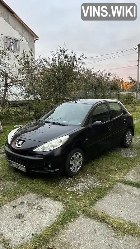 Хетчбек Peugeot 206 2010 1.4 л. Ручна / Механіка обл. Львівська, Пустомити - Фото 1/21