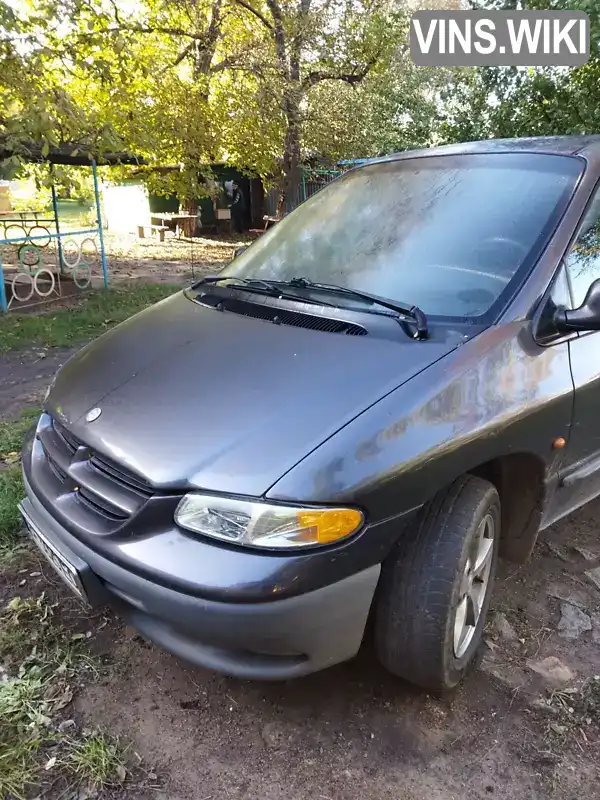 Мінівен Chrysler Voyager 1996 2.4 л. Ручна / Механіка обл. Миколаївська, Первомайськ - Фото 1/9