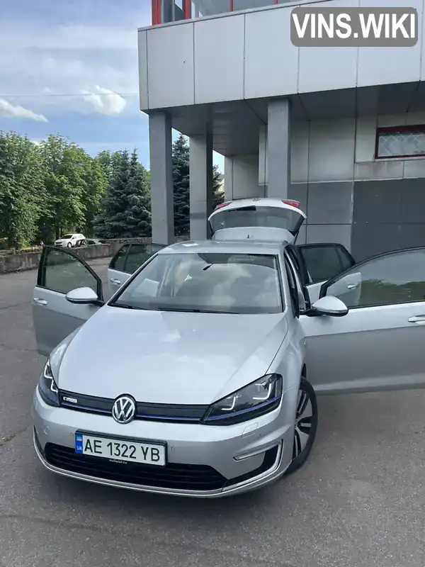 Хетчбек Volkswagen e-Golf 2016 null_content л. Автомат обл. Дніпропетровська, Кривий Ріг - Фото 1/21