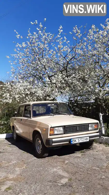 Седан ВАЗ / Lada 2105 1990 1.29 л. Ручна / Механіка обл. Рівненська, Рівне - Фото 1/12