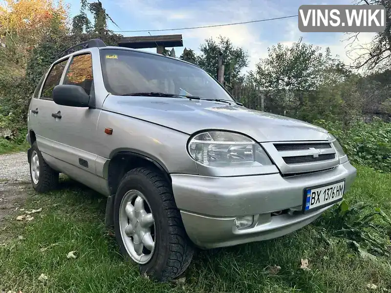 Позашляховик / Кросовер Chevrolet Niva 2006 1.69 л. Ручна / Механіка обл. Хмельницька, Кам'янець-Подільський - Фото 1/10