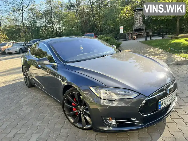 Ліфтбек Tesla Model S 2014 null_content л. обл. Київська, Київ - Фото 1/12