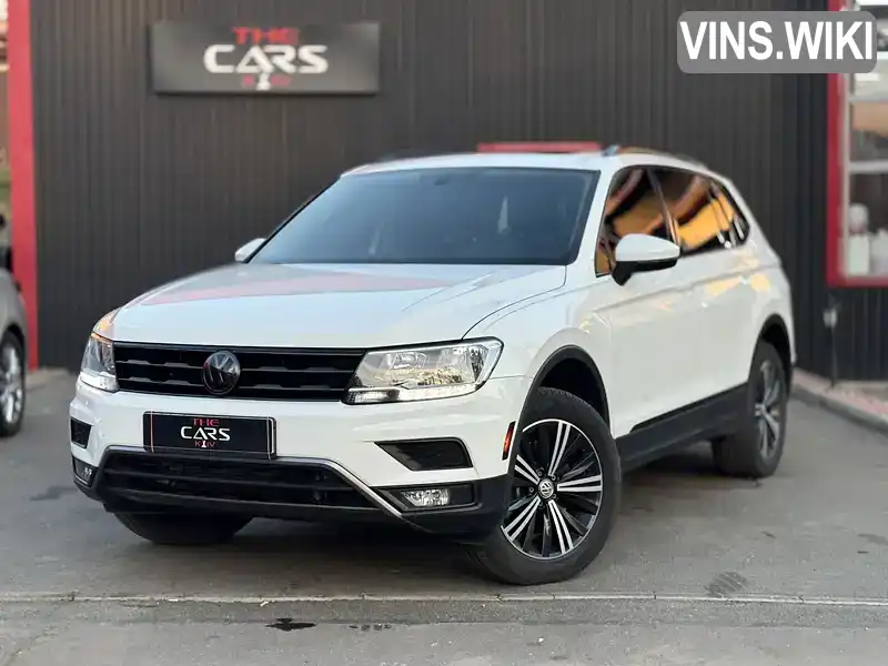 Позашляховик / Кросовер Volkswagen Tiguan 2018 1.98 л. Автомат обл. Київська, Київ - Фото 1/21