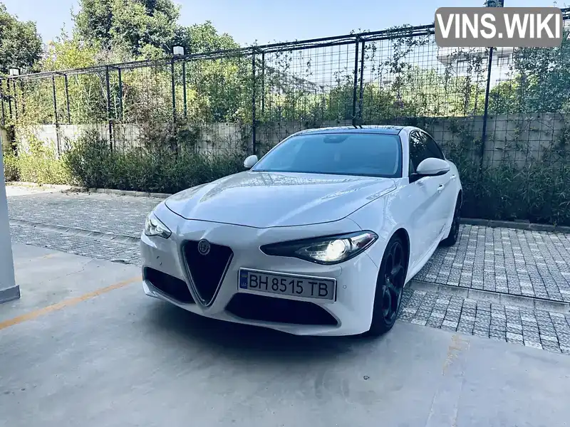 ZARFAECN4H7537765 Alfa Romeo Giulia 2017 Седан 2 л. Фото 1