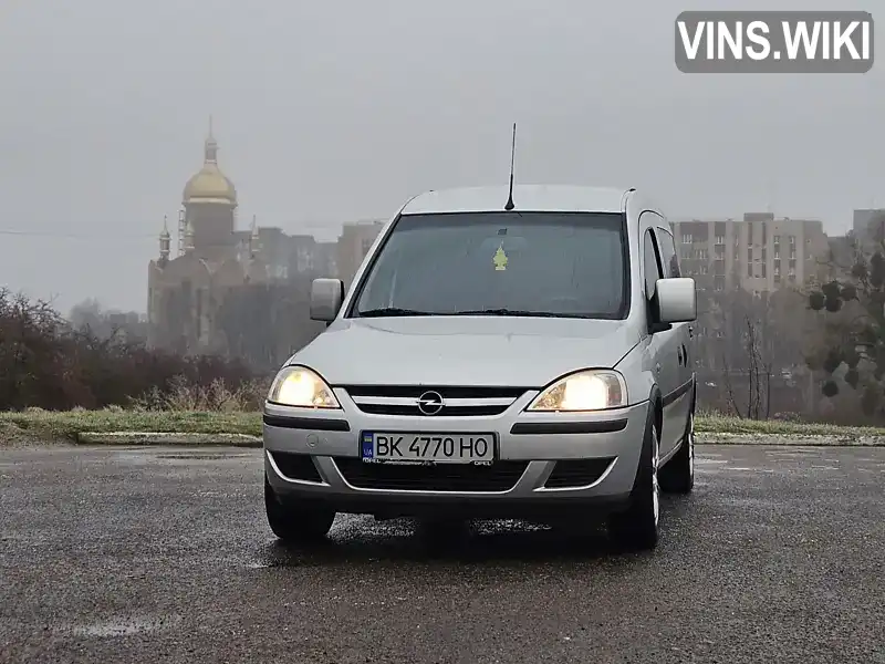 W0L0XCF0674382025 Opel Combo 2007 Минивэн 1.36 л. Фото 2