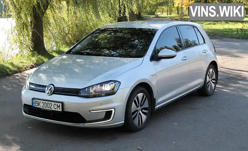 Хетчбек Volkswagen e-Golf 2015 null_content л. обл. Рівненська, Рівне - Фото 1/21