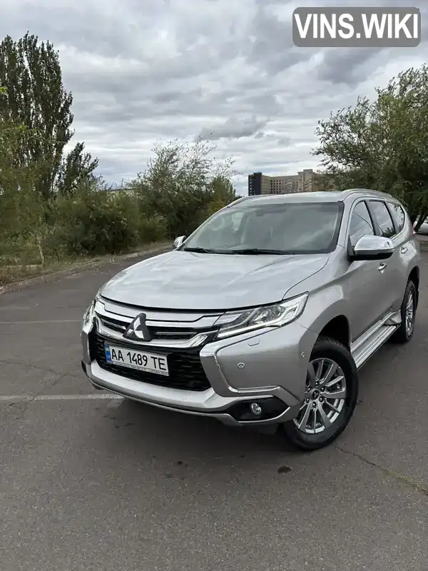 Позашляховик / Кросовер Mitsubishi Pajero Sport 2017 2.44 л. Автомат обл. Дніпропетровська, Кривий Ріг - Фото 1/21