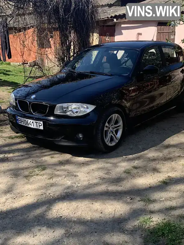 Хетчбек BMW 1 Series 2004 1.6 л. Ручна / Механіка обл. Одеська, Одеса - Фото 1/7