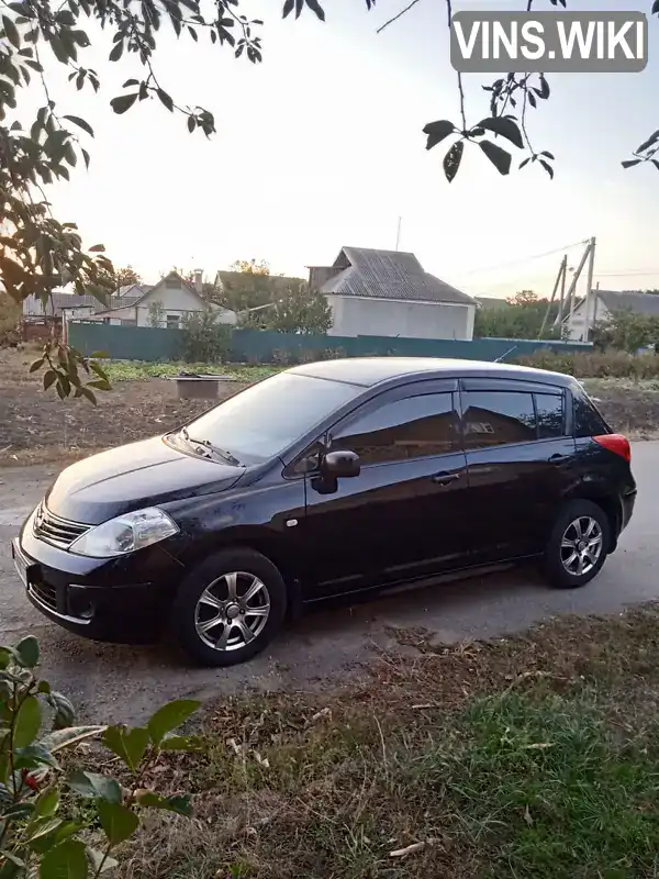 Хетчбек Nissan TIIDA 2012 1.6 л. Ручна / Механіка обл. Дніпропетровська, Кам'янське (Дніпродзержинськ) - Фото 1/21