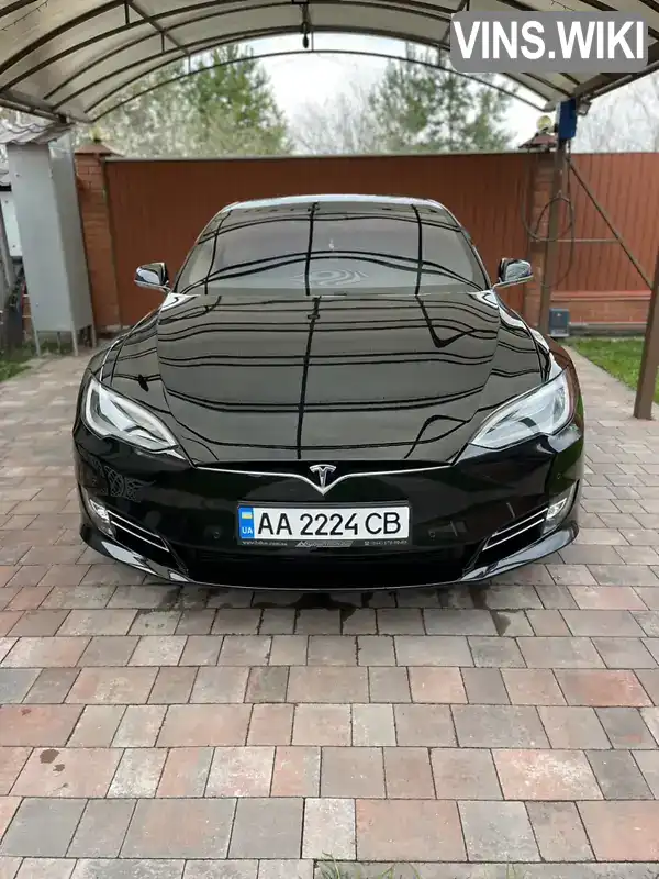 Ліфтбек Tesla Model S 2019 null_content л. обл. Київська, Київ - Фото 1/10