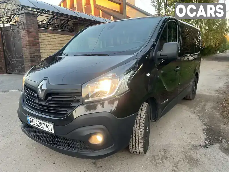 Мінівен Renault Trafic 2015 1.6 л. Ручна / Механіка обл. Дніпропетровська, Дніпро (Дніпропетровськ) - Фото 1/21