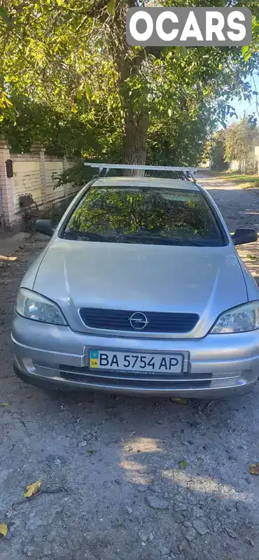 Y6D0TGF695X002595 Opel Astra 2005 Седан 1.39 л. Фото 4