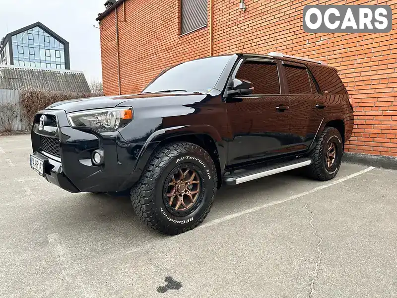 Позашляховик / Кросовер Toyota 4Runner 2018 3.96 л. Автомат обл. Київська, Київ - Фото 1/13