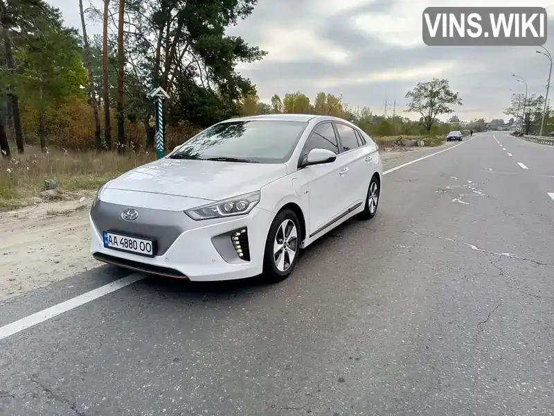 Хэтчбек Hyundai Ioniq 2017 null_content л. Автомат обл. Киевская, Киев - Фото 1/16