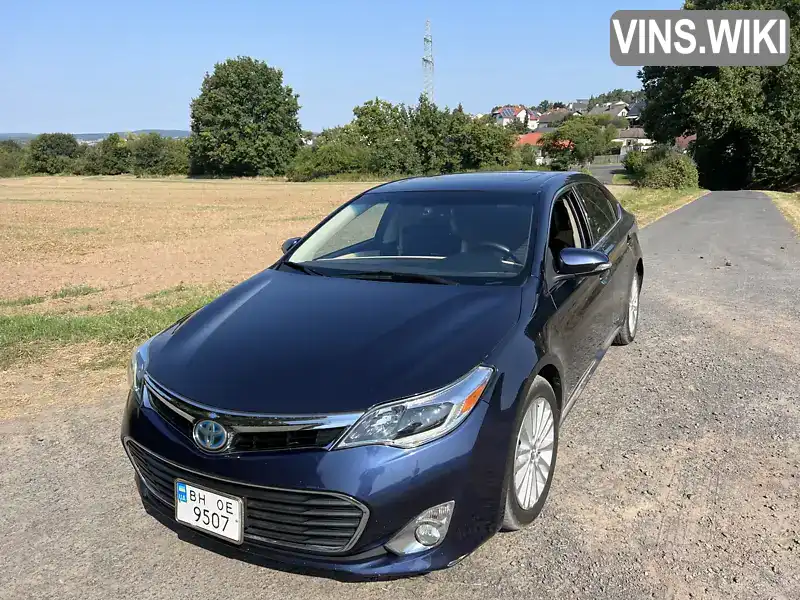 Седан Toyota Avalon 2015 2.49 л. Варіатор обл. Одеська, Одеса - Фото 1/21