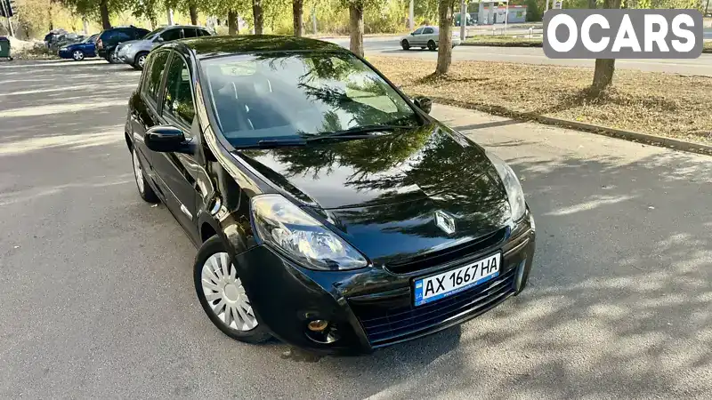 Хетчбек Renault Clio 2011 1.6 л. Автомат обл. Харківська, Харків - Фото 1/19