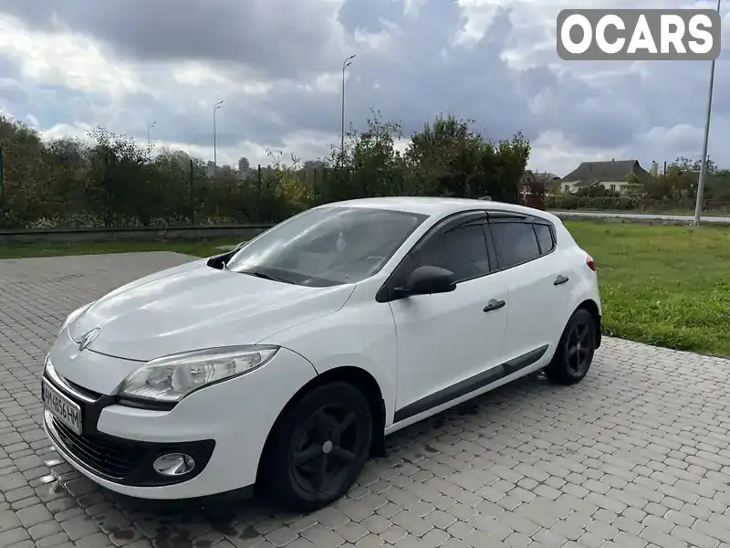 Хетчбек Renault Megane 2013 1.5 л. Ручна / Механіка обл. Вінницька, Козятин - Фото 1/10