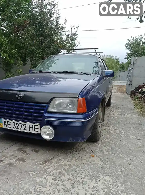 Хетчбек Opel Kadett 1987 1.3 л. Ручна / Механіка обл. Дніпропетровська, Дніпро (Дніпропетровськ) - Фото 1/12